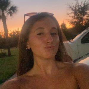 Meet your Posher, Ansley